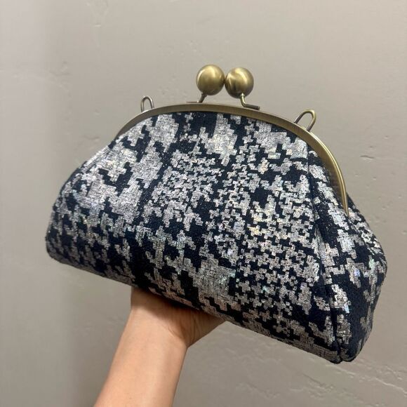 Iridescent Cowhide Leather Handmade Retro Style Kisslock Bag, Multi Use Style - Picture 11 of 17